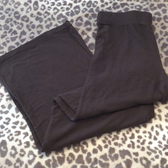 Olivaceous Pants - Olivaceous Wide Leg Pants in Brown Size Medium